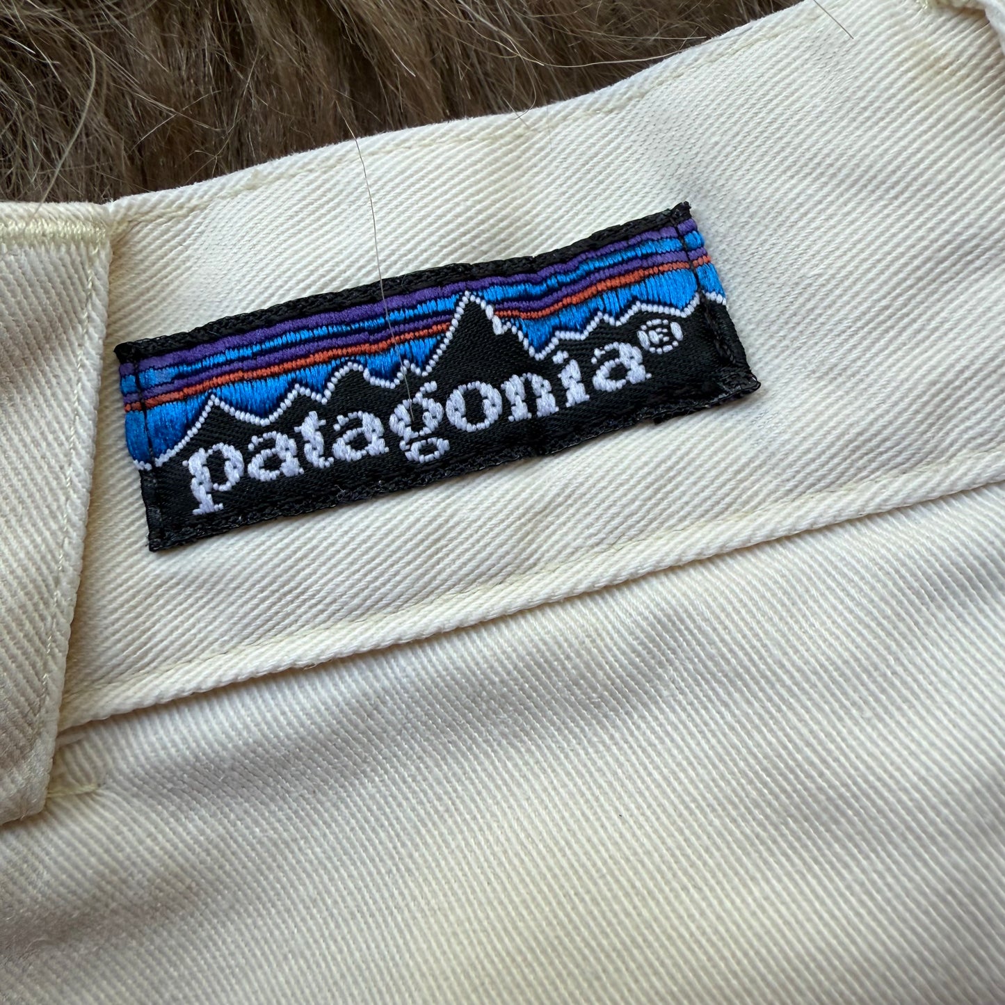 1980’s Patagonia Women’s Pleated Off White 100% Cotton Short 26 Waist