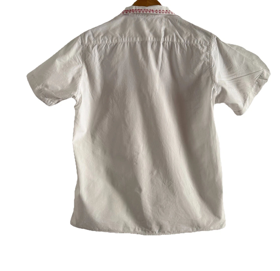 1970’s All Cotton White/Red Embroidered Button Front Shirt, Medium