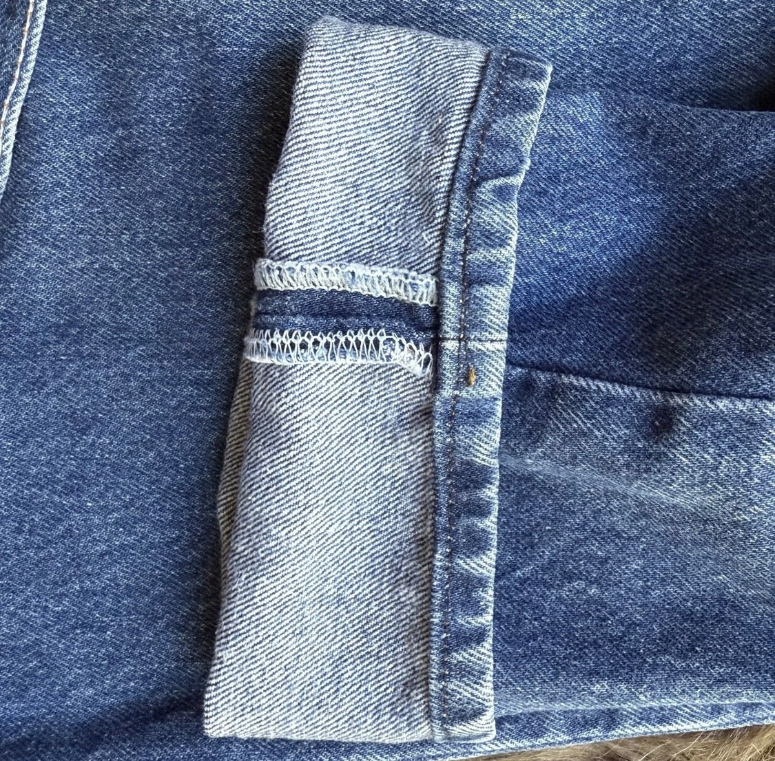 Vintage 1980’s Levi’s Petite Dark Wash High Waist Button Fly  115501-0115 26x30