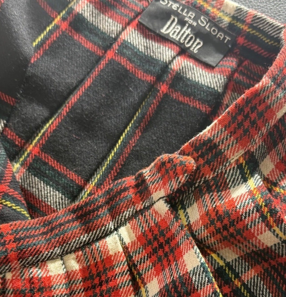 Vintage Bonwit Teller Stella Sloat Pleated Wool Tartan Christmas Midi Skirt, 28