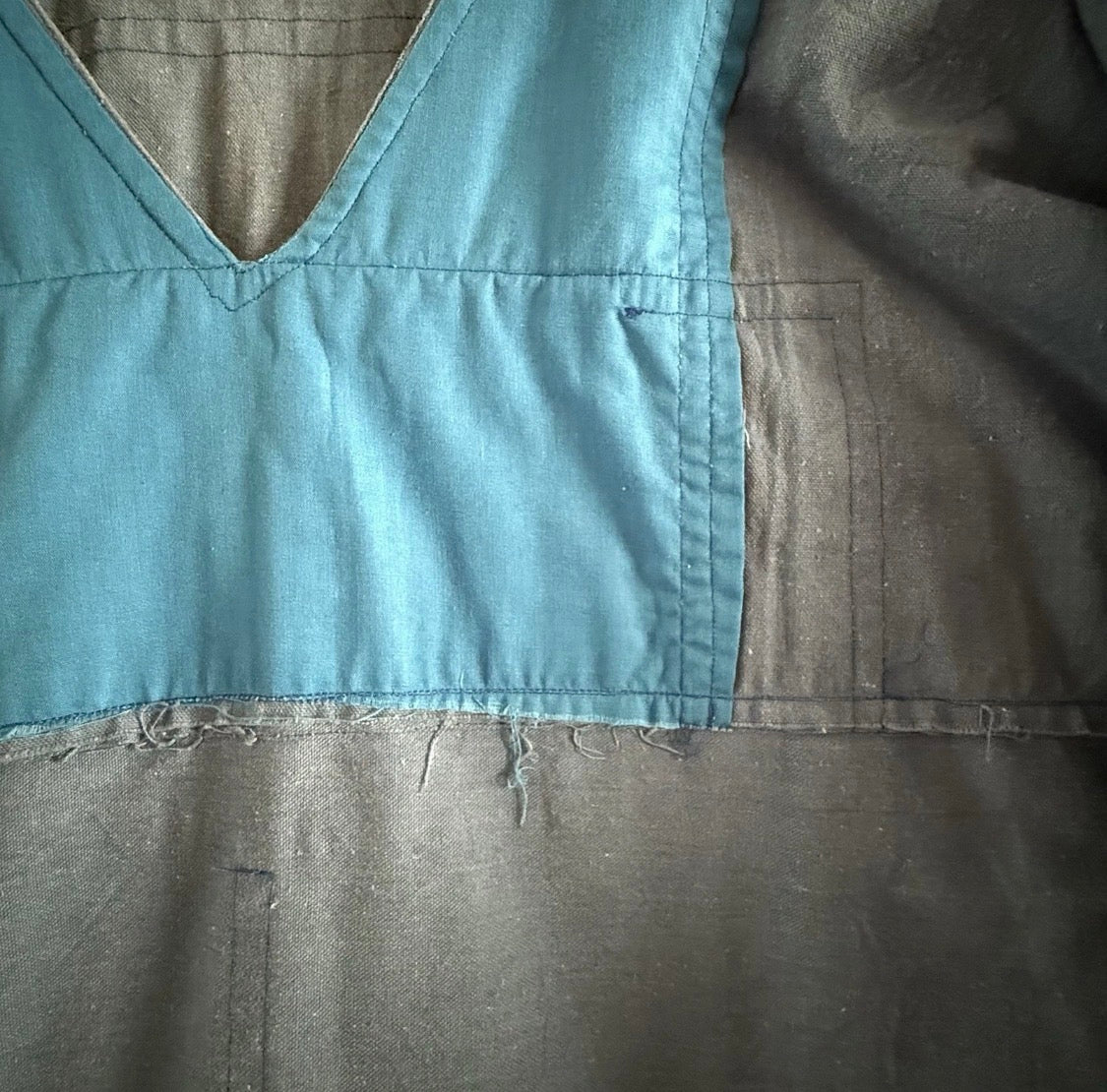 Vintage 1970’s Heavyweight Cotton Tunic Pocket Dress/Gown Camel Pyramids