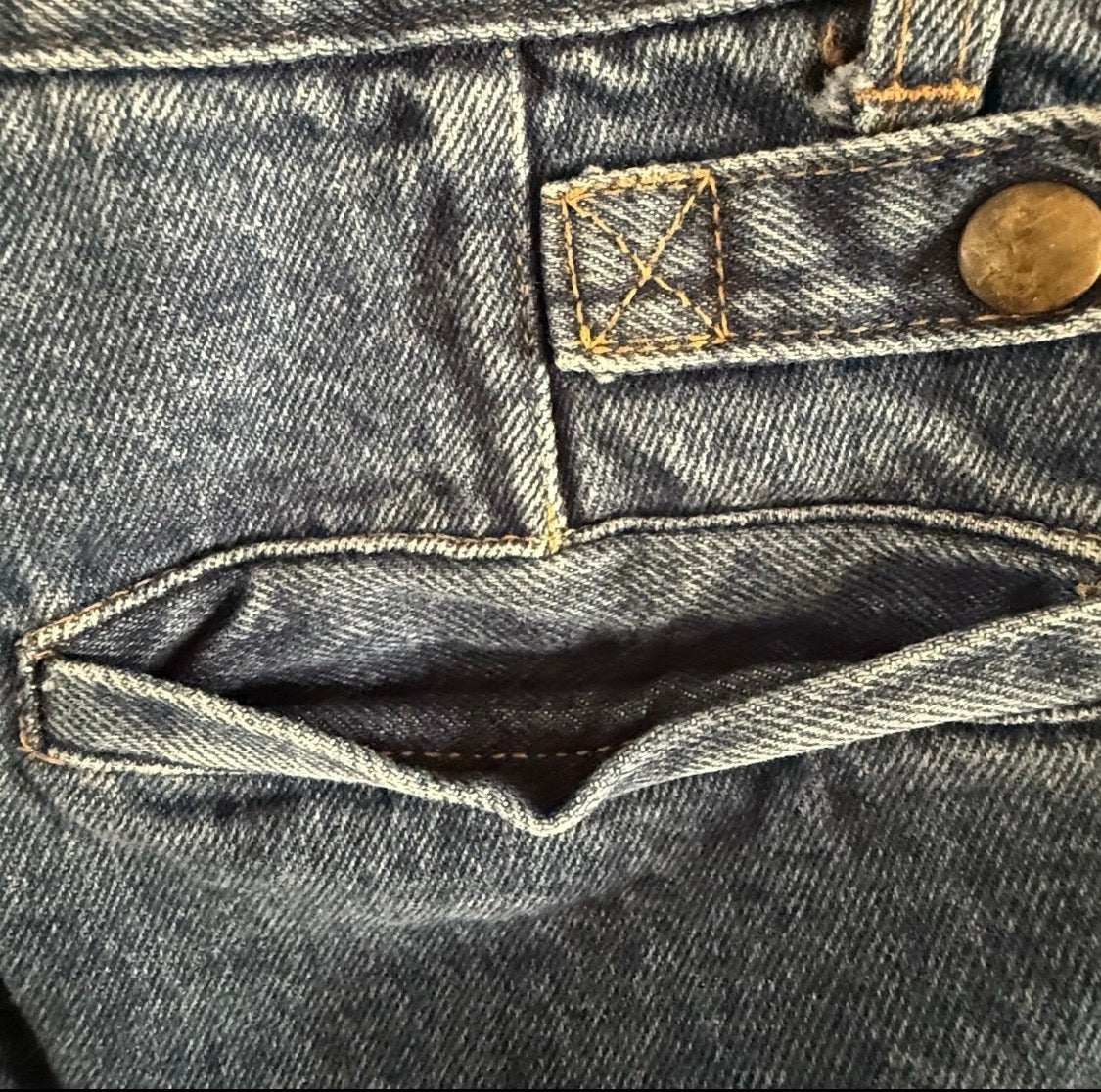 Vintage 1980’s Benetton Italy 100% Cotton Denim High Waist Carpenter Jeans 28x32